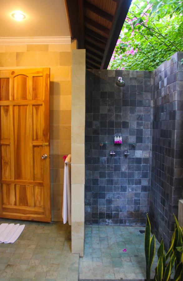 Resort Gili Trawangan Exterior photo
