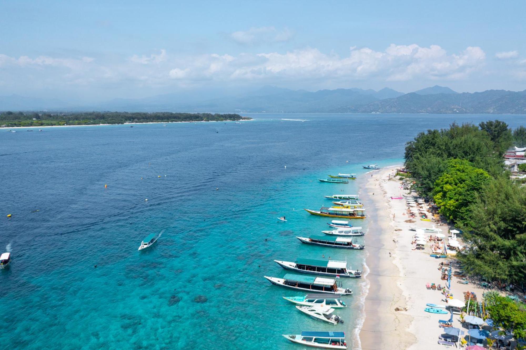 Resort Gili Trawangan Exterior photo